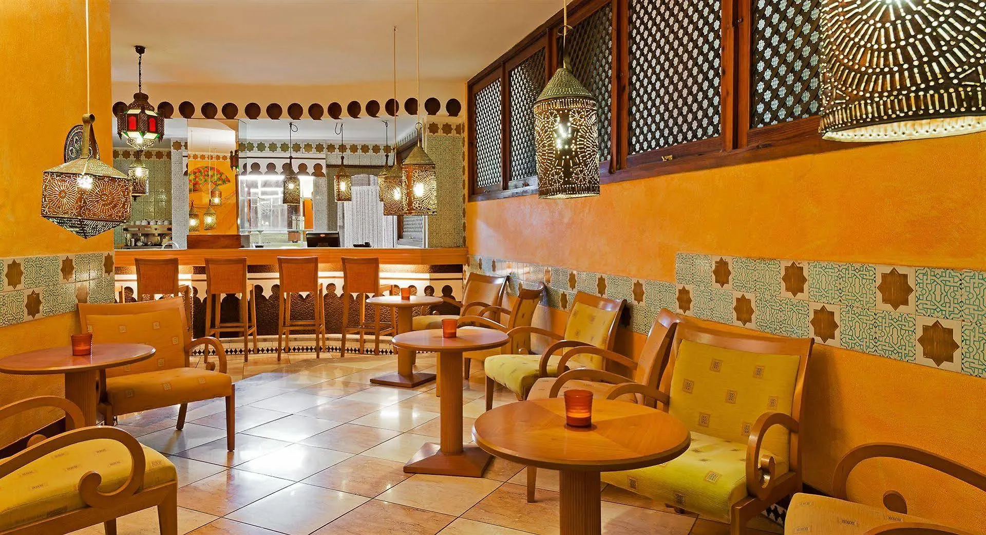 ***  Hotel Monopol Puerto de la Cruz  İspanya